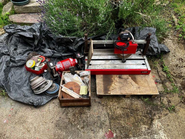Bench grinder and stone/marble /tile cutter