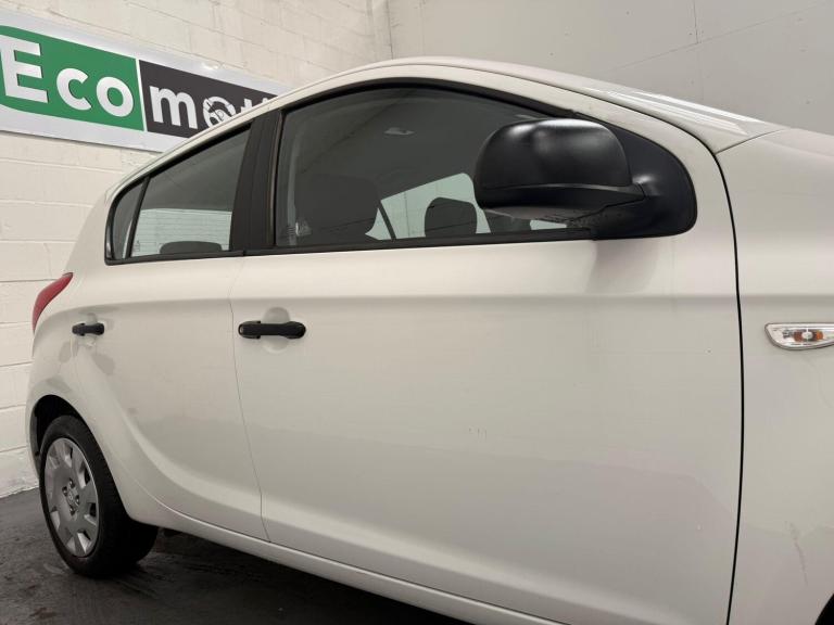 2014 Hyundai i20 1.2 Classic Euro 5 5dr HATCHBACK Petrol Manual