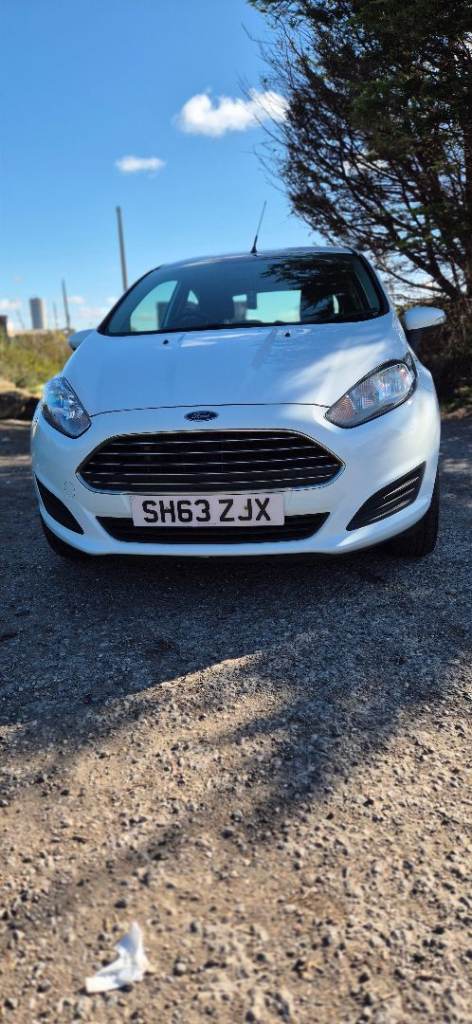Ford, FIESTA, Hatchback, 2014, Manual, 1241 (cc), 3 doors