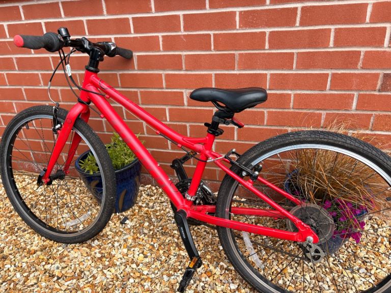 Carrera Saruna Junior 24 inch Wheel Hybrid Bike