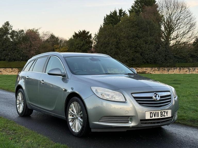 2011 Vauxhall Insignia 2.0 CDTi SE Nav Sports Tourer Auto Euro 5 5dr ESTATE Diesel Automatic