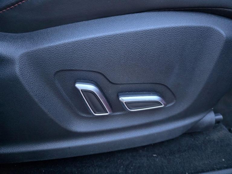 2023 MG MG HS 1.5 T-GDI PHEV SE 5dr Auto ESTATE PETROL/ELECTRIC Automatic