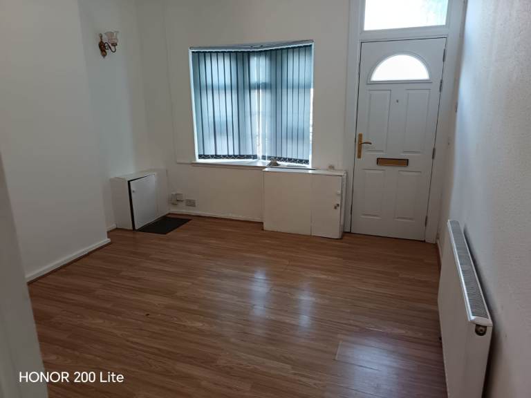 2‑Bed House –Bobbers Mill Road- NG7 5JS