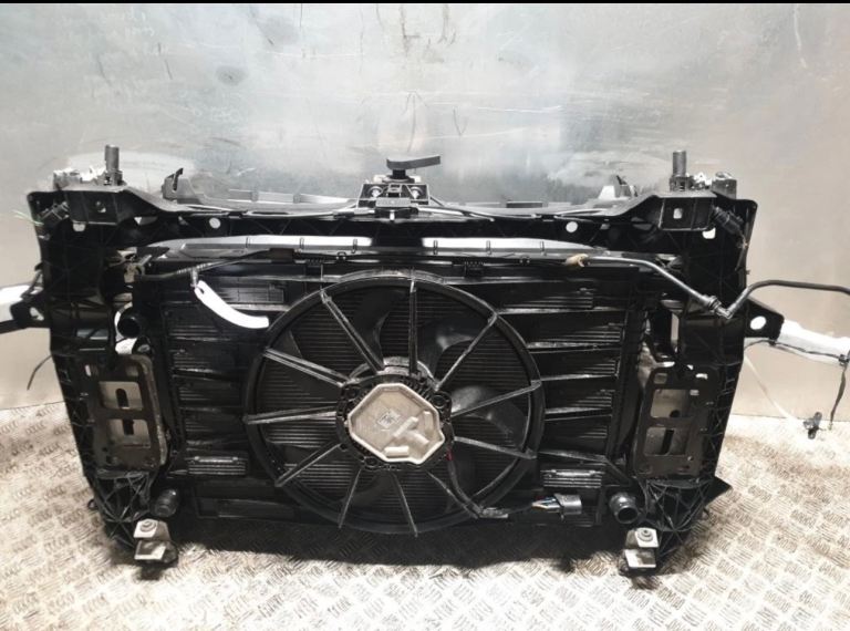 Audi Q7 4m Pfl 3.0 DIESEL 2015-2019 Radiator Complete Rad Pack Slam Panel