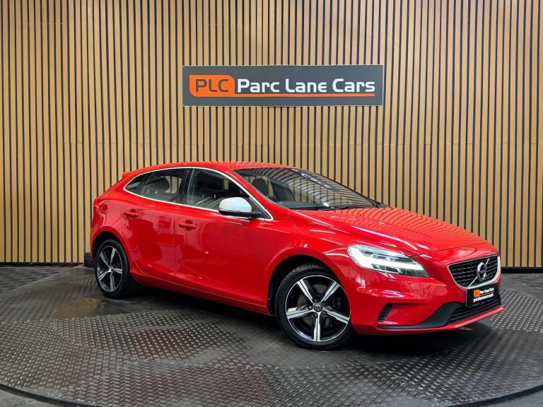 2017 Volvo V40 1.5 T3 R-Design Nav Plus Hatchback 5dr Petrol Auto - 8 SERVICES -