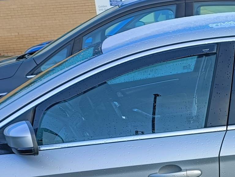 Ford Mondeo wind deflector set of 4 