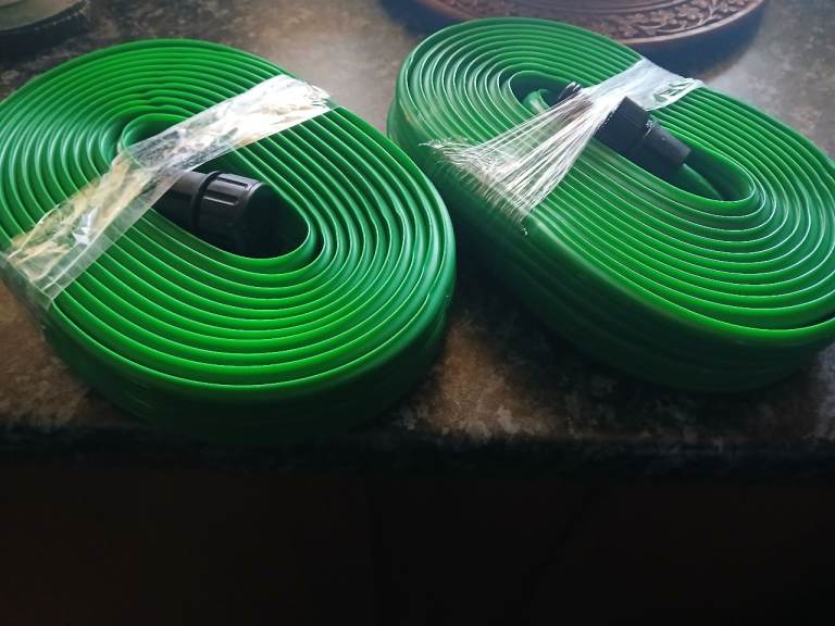 Flat irrigation hose