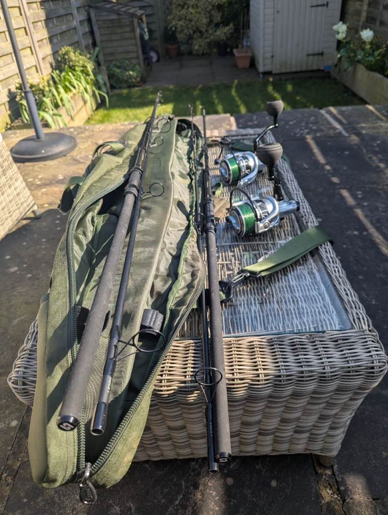 Catfish / Sturgeon / Carp setup (Penn reels, Sonik rods + 2 rod holdall)