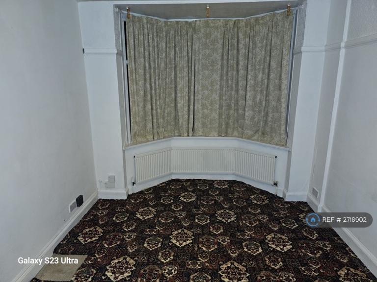 3 bedroom house in Freeman Road North, Leicester, LE5 (3 bed) (#2718902)