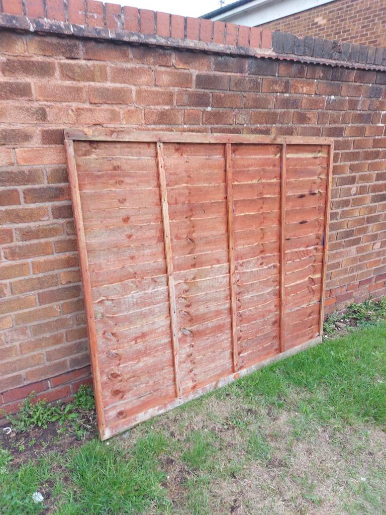 Fence panels