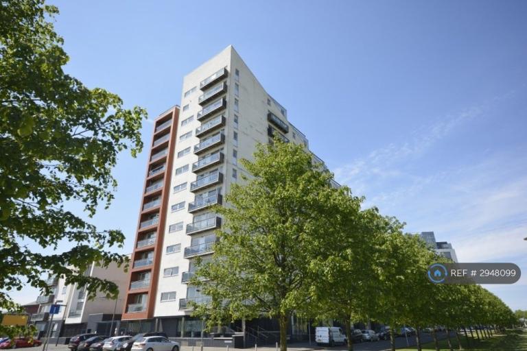 2 bedroom flat in Glasgow Harbour Terraces, Glasgow, G11 (2 bed) (#2948099)