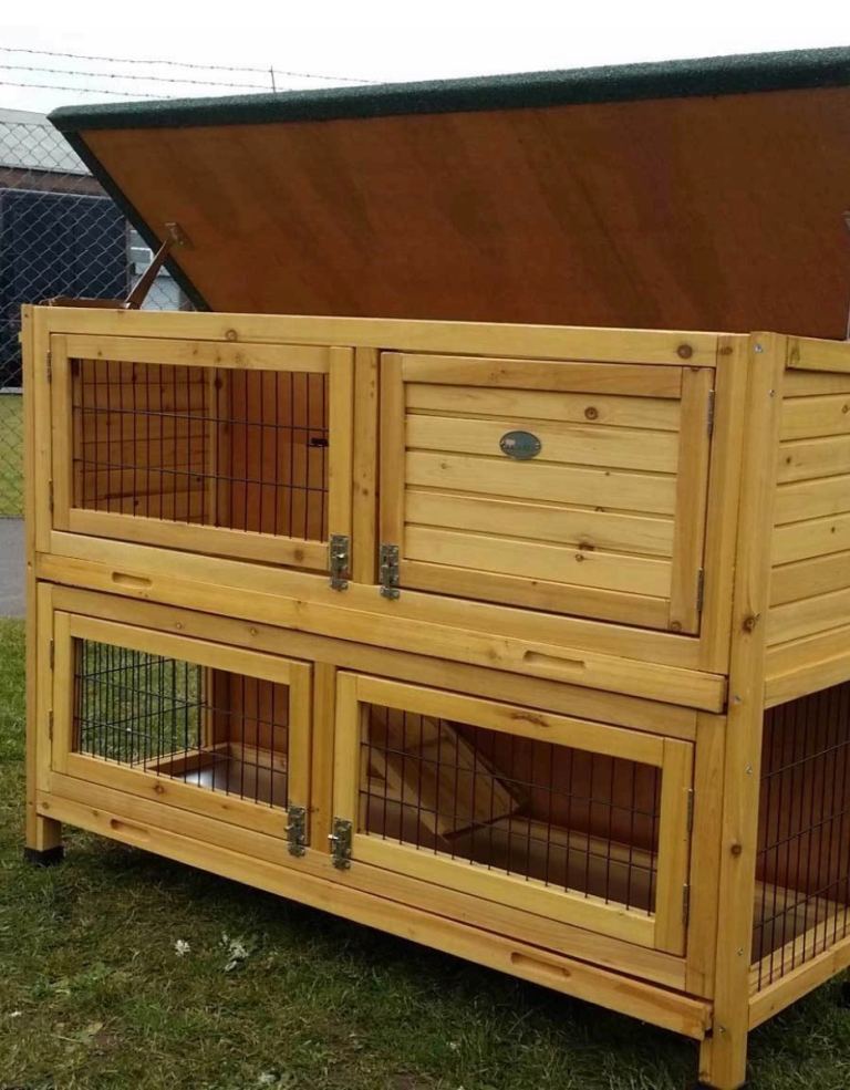  Two‑Storey Hutch + Weather Cover