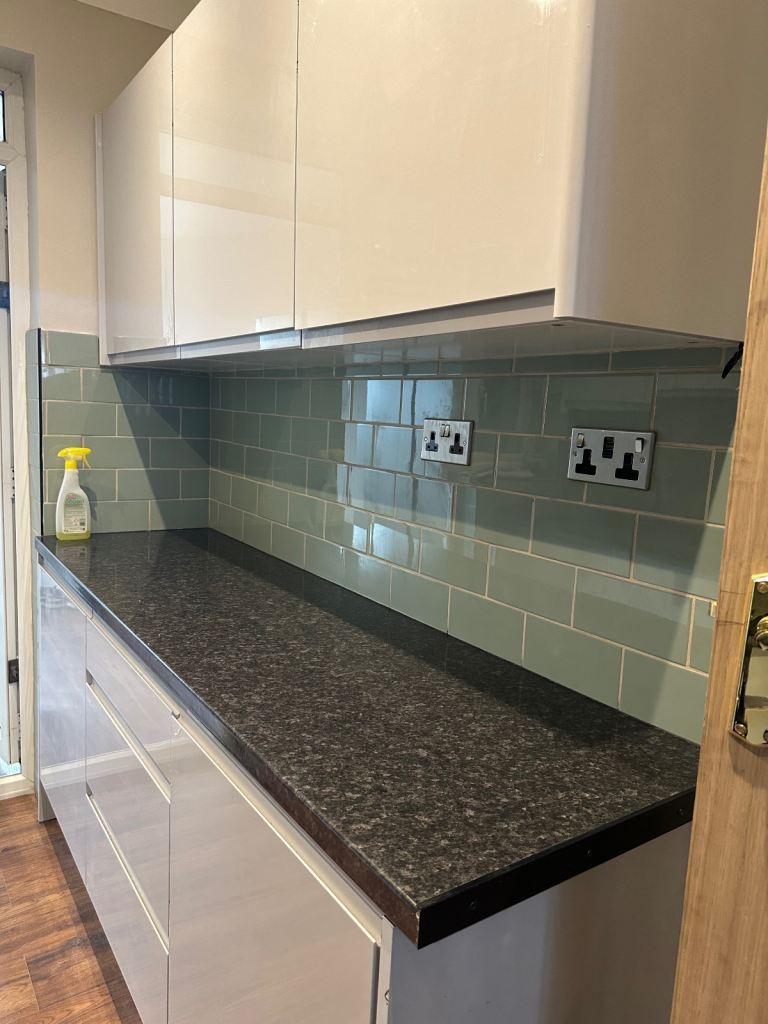  Ideal for Professionals or Students