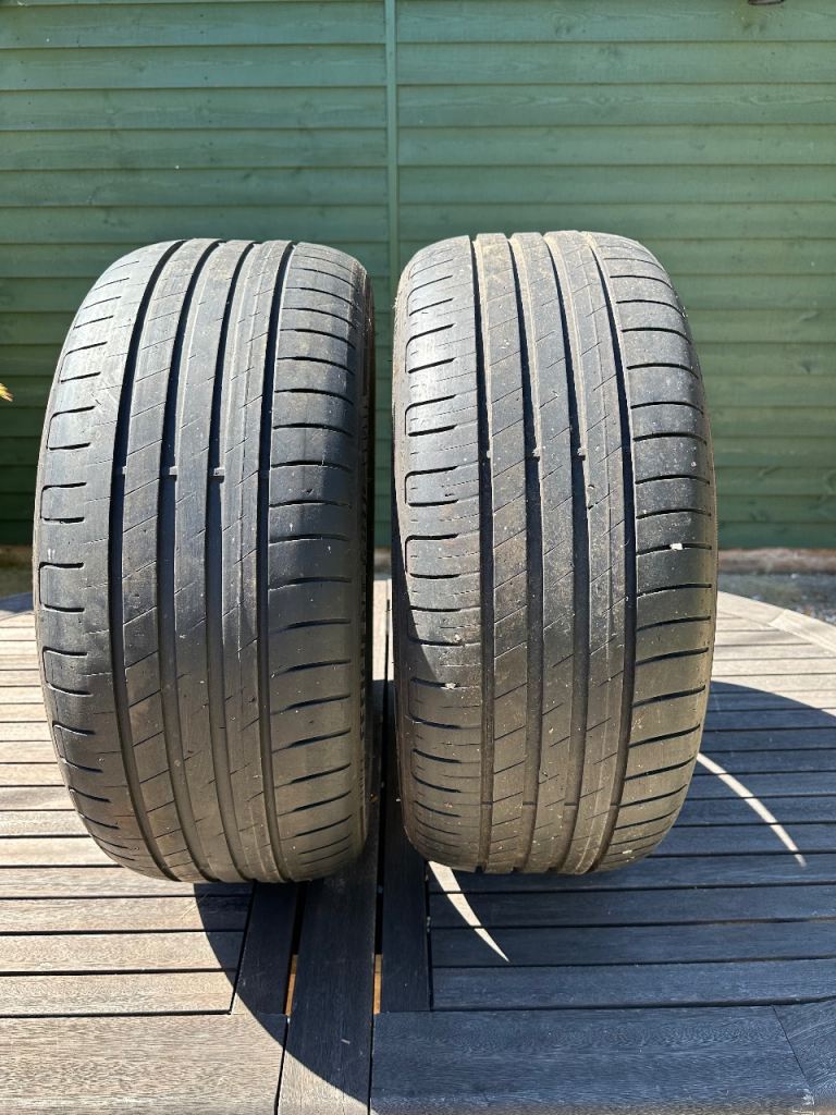 Goodyear  225/45R18 95W