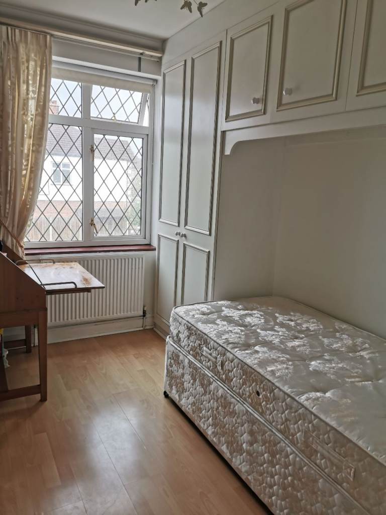 A single room to rent