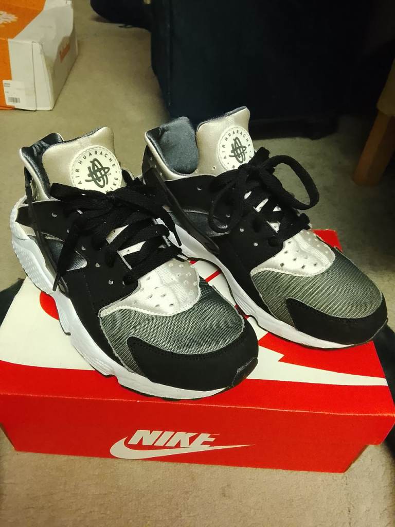 RARE Oreo Nike air Huarache trainers 
