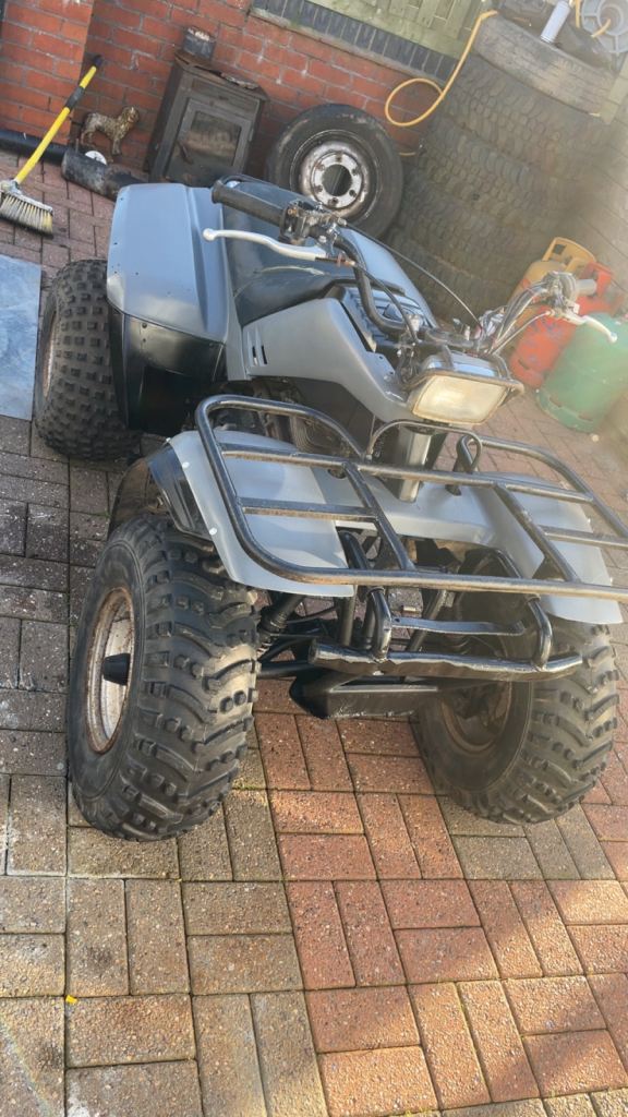 Yamaha moto 4 farm quad 