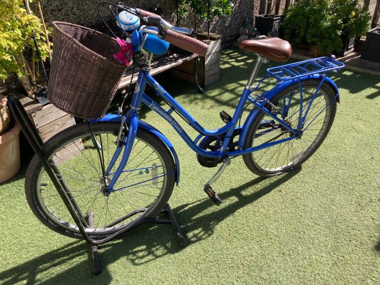 Dutch style ladies bicycle 