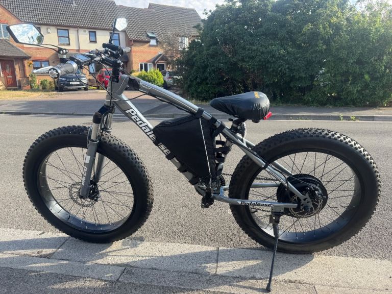Pedale SE Electric Mountain Bike Fat Tyre – Good Condition