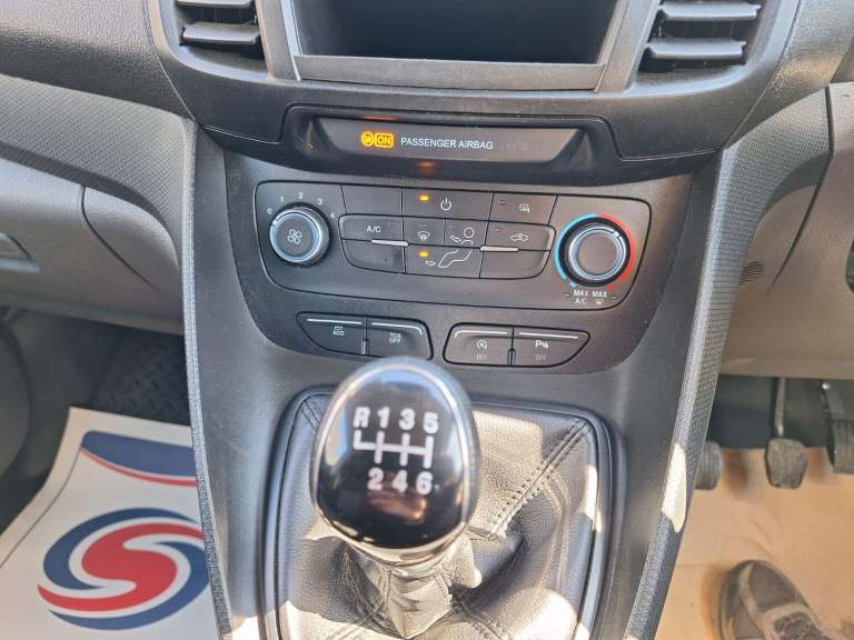 FORD TRANSIT CONNECT 1.5 220 EcoBlue White Manual Diesel 2019