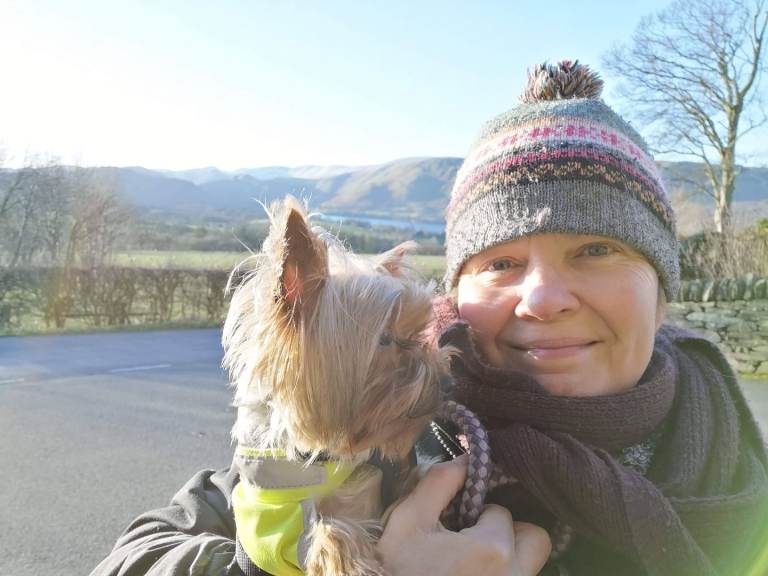 Professional Woman Looking for Dog-Friendly Room in York or Leeds