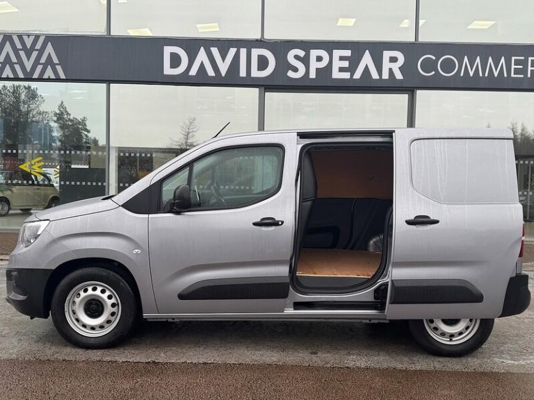 2024 Vauxhall Combo 2300 100kW Prime 50kWh H1 Van Auto PANEL VAN ELECTRIC Automatic