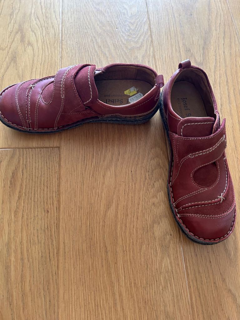Joesf seibel leather red flat shoes