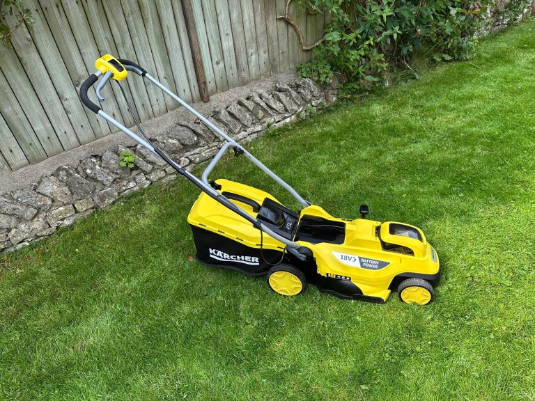 Kärcher 18-36 Cordless Lawnmower – Includes 2 x Batteries & Charger