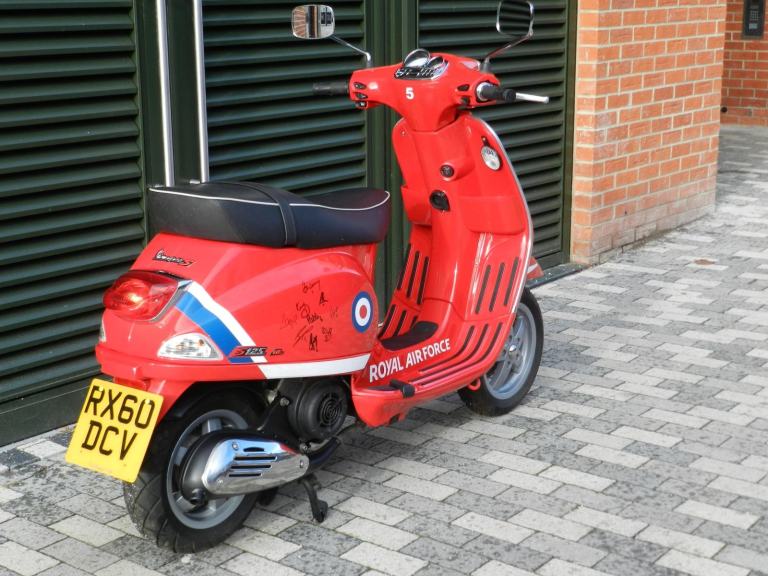 Piaggio Vespa S 125 Red Arrows Special Edition