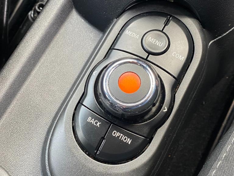 2020 MINI Hatch 1.5 Cooper Sport II 5dr - JCW Styling &amp; Mini Driving Modes &amp; Cruise HATCH...