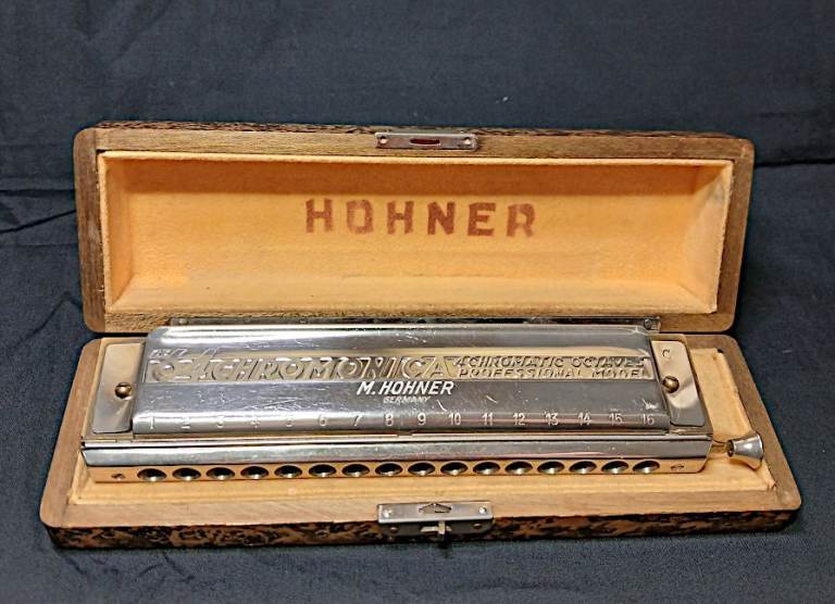Hohner 64 Chromonica - 4 Octave Professional Harmonica