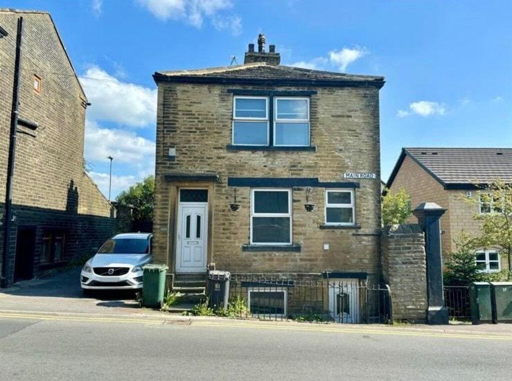 2 Bedroom House Bradford Denholme