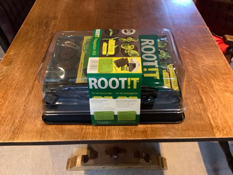 Propagation Kit with Rooting hormone