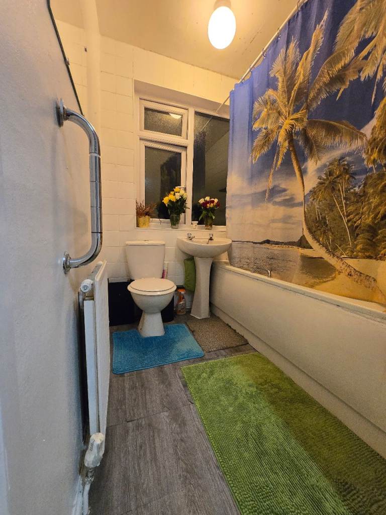 Lovely large room for rent in the heart of Filton
