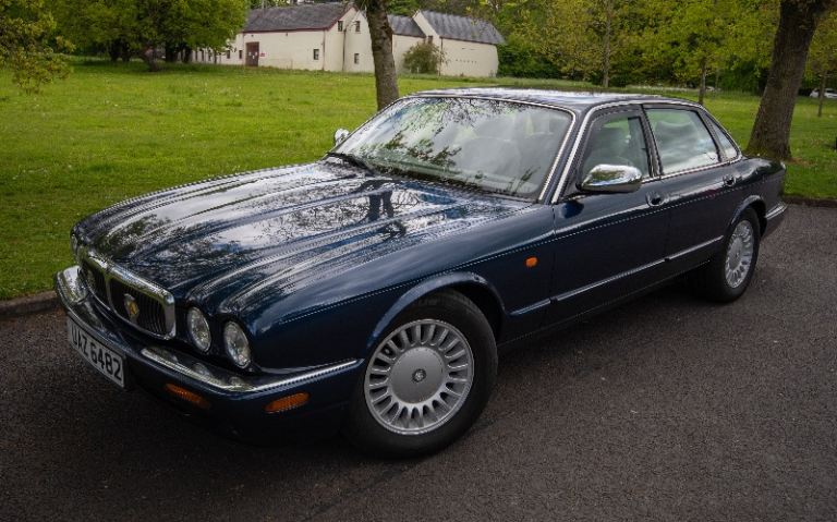 Jaguar, V8 XJ SERIES, Saloon, 1998, Automatic, 3248 (cc), 4 doors