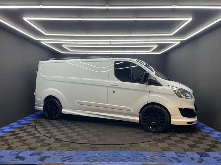 2015 Ford Transit Custom 2.2 TDCi 290 Trend Panel Van 5dr Diesel Manual L2 H1 (186 g/km, 123 bhp)...