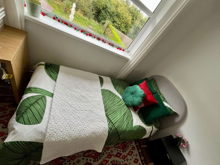 Single bed base + Mattress - Excellent Condition - Occasional use only - Clean Solid Lightweight 
