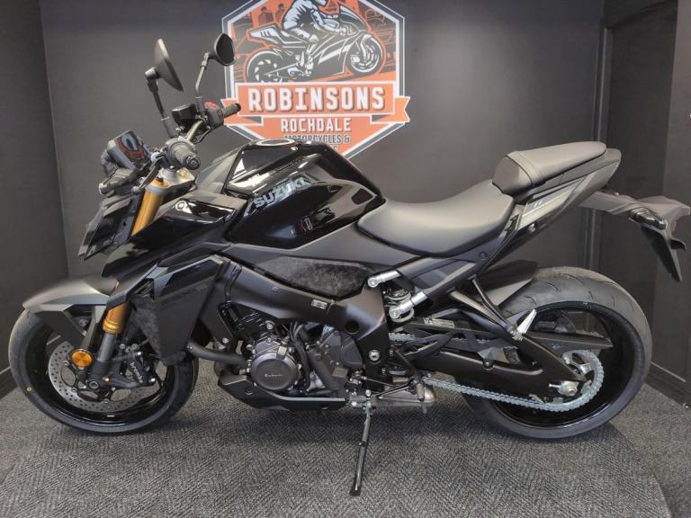 2025 Suzuki GSXS1000 new TFT dash model Now available on 5.9% APR HP and PCP