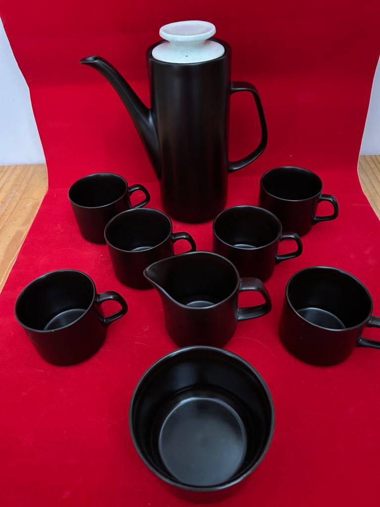 Stoneware coffee pot set