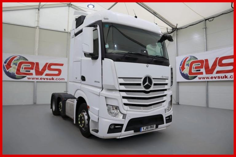 2018 (18 PLATE) Mercedes Benz ACTROS 2546 6x2 Euro 6 Tractor Units