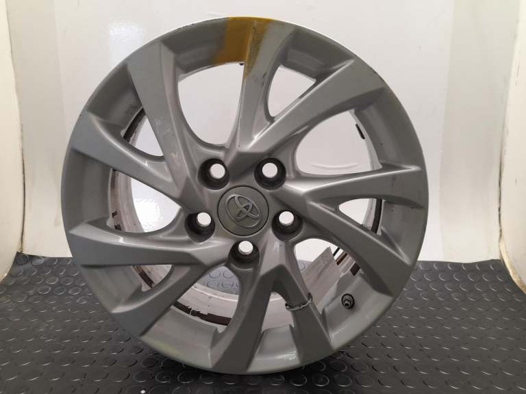 Toyota Auris Alloy Wheel 16 Inch 5x114.3 Offset Et45 6.5j 2012-2019 4261102l80