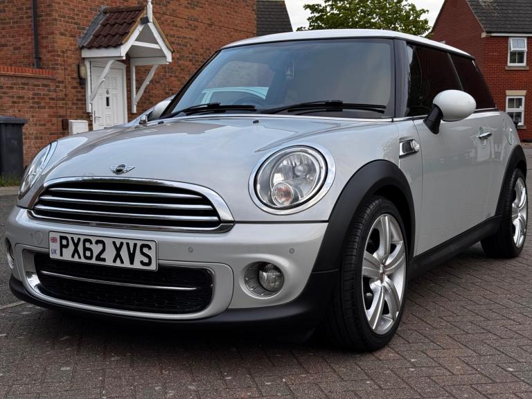 2012 MINI Hatch 1.6 Cooper D London 2012 3dr HATCHBACK Diesel Manual