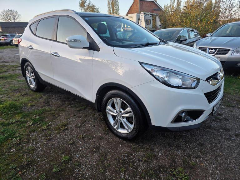 image for 2012 Hyundai Ix35 1.7 CRDi Premium Euro 5 (s/s) 5dr ESTATE Diesel Manual