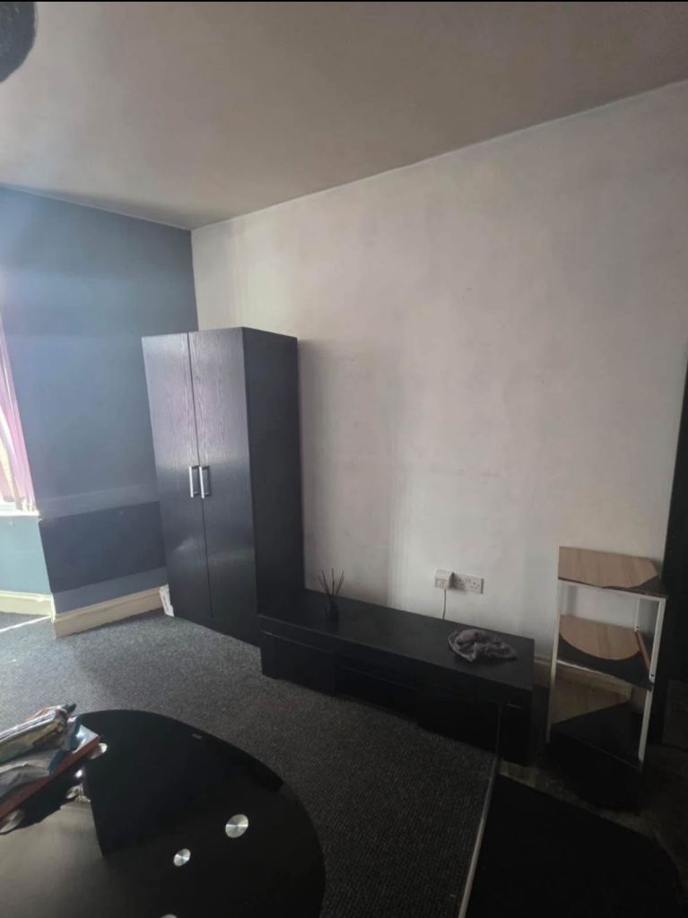 Studio independent flat NG15 Hucknall 