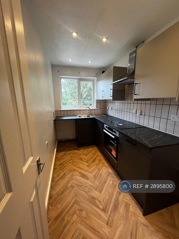1 bedroom flat in Letchworth Garden City, Letchworth Garden City, SG6 (1 bed) (#2895800)