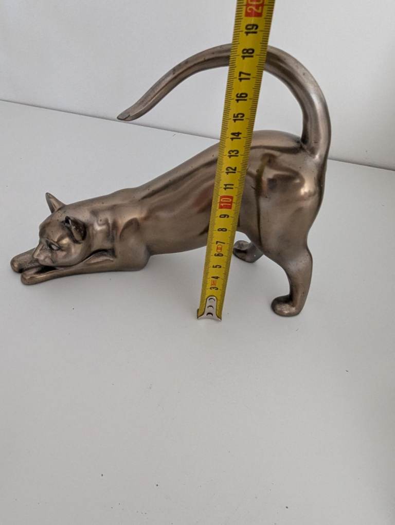 Decorative Cat Figurine – Bronze effect Metal, Good Condition