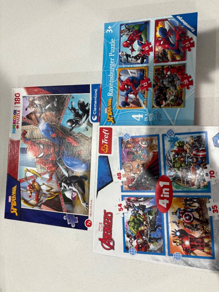 image for Super Hero's jigsaws - 9 in 3 boxes
