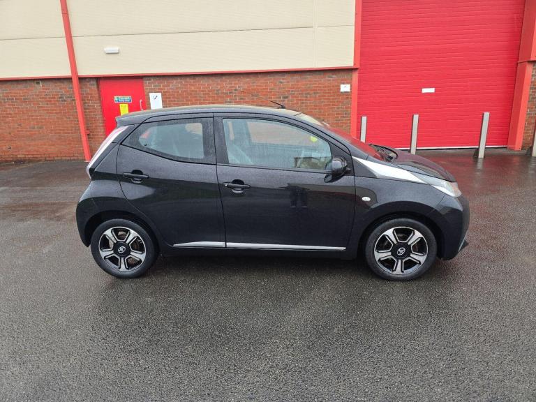 2015 Toyota AYGO 1.0 VVT-i x-clusiv Euro 5 5dr Euro 5 HATCHBACK Petrol Manual