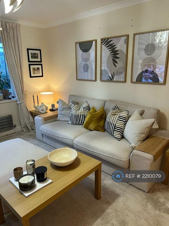 2 bedroom flat in Bunning Way, London, N7 (2 bed) (#2210079)