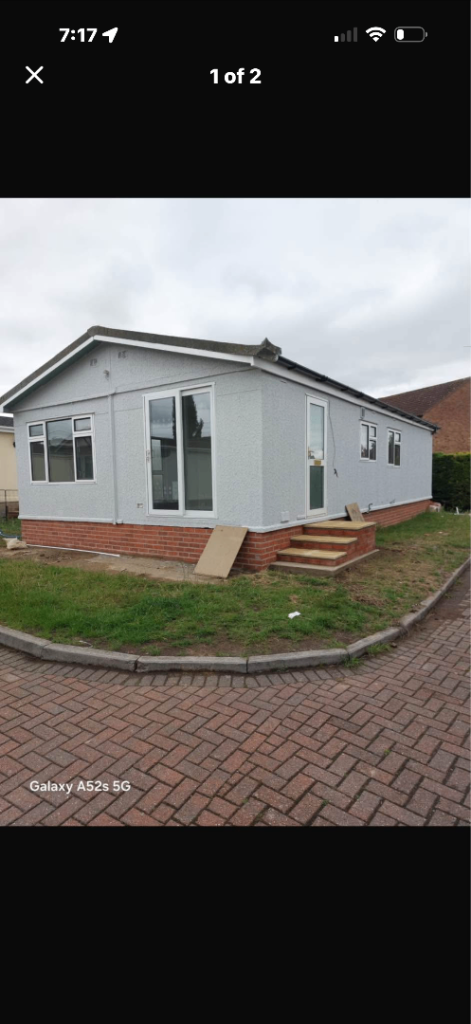2 bedroom park home Lincolnshire location 